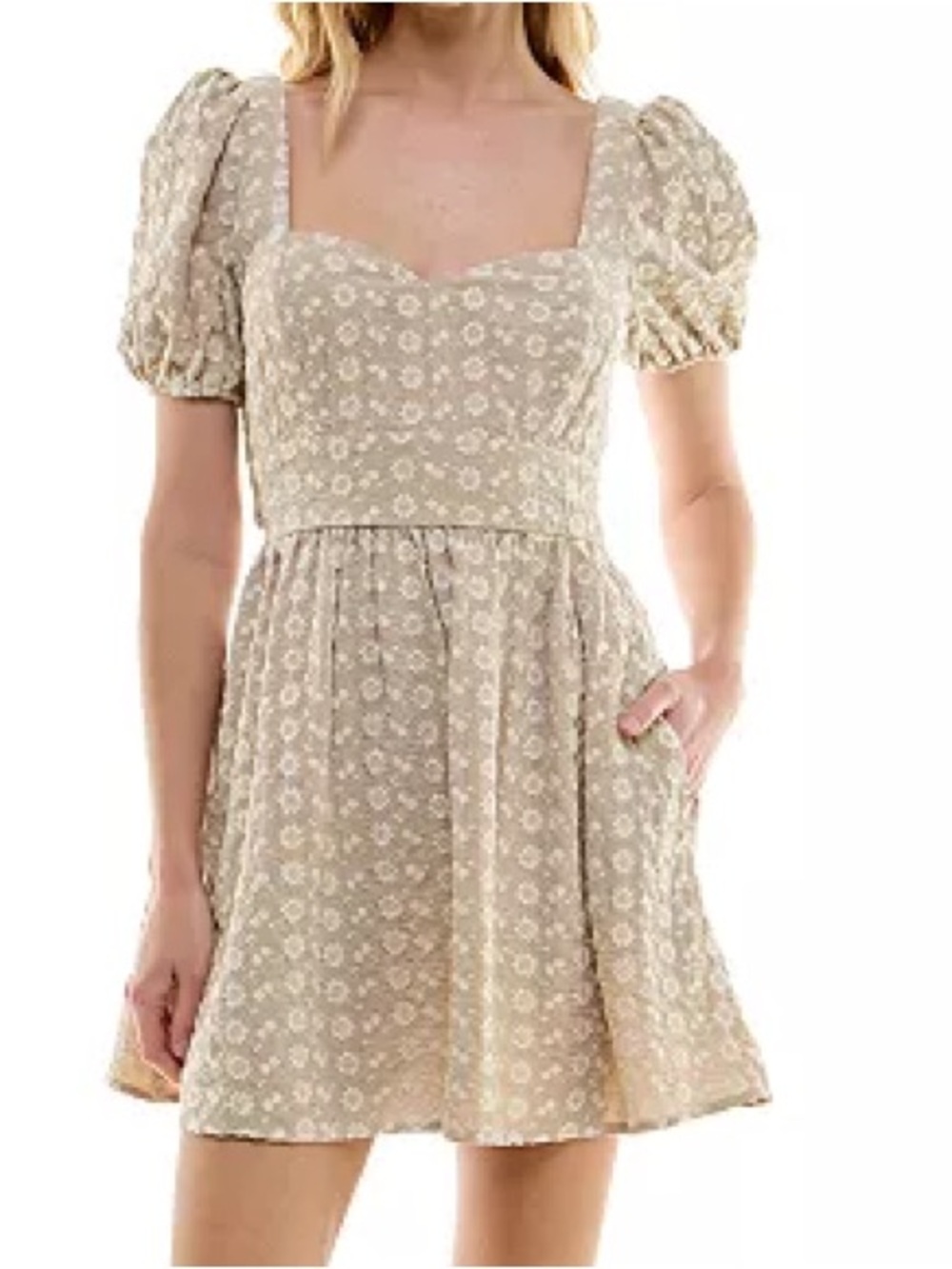 Trixxi Juniors' Embroidered Sweetheart-Neck Dress sz M EUC